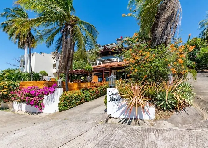Stunning With Brand-new And Oceanview Terrace With Private Swimming Pool & Hot Tub Сasa de vacaciones