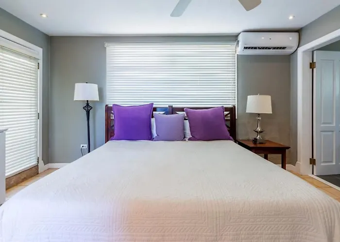 Stunning With Brand-new And Oceanview Terrace With Private Swimming Pool & Hot Tub Сasa de vacaciones *